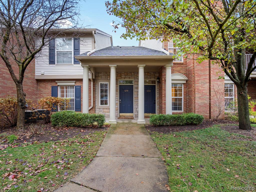 5288 BROOKEMONTE Circle, Rochester, MI 48306 — front exterior