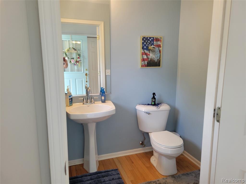 5100 Meadow Crest Circle, Holly, MI 48442 — Photo 15