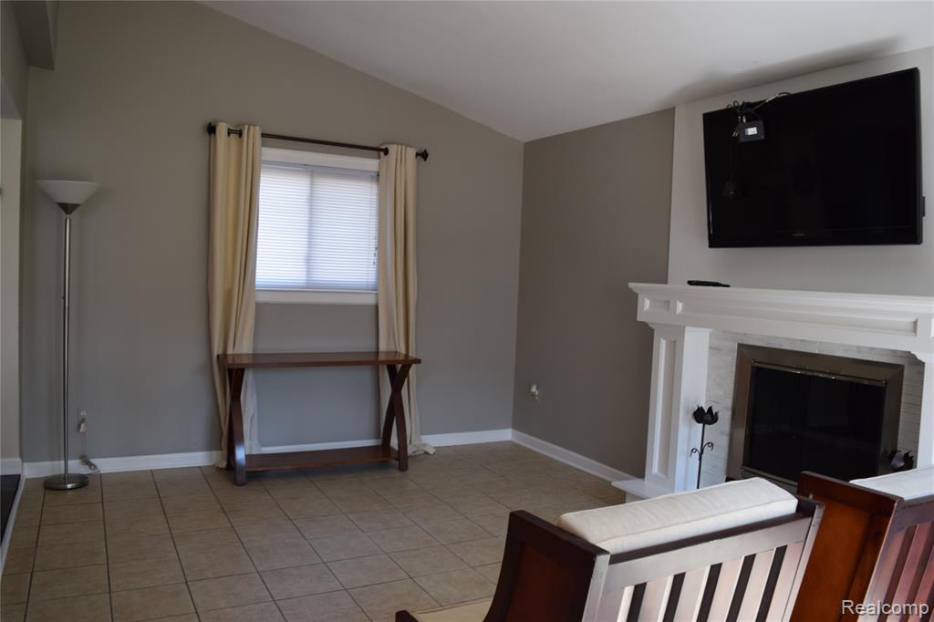 41318 Schoolcraft Road, Plymouth, MI 48170 — Photo 8