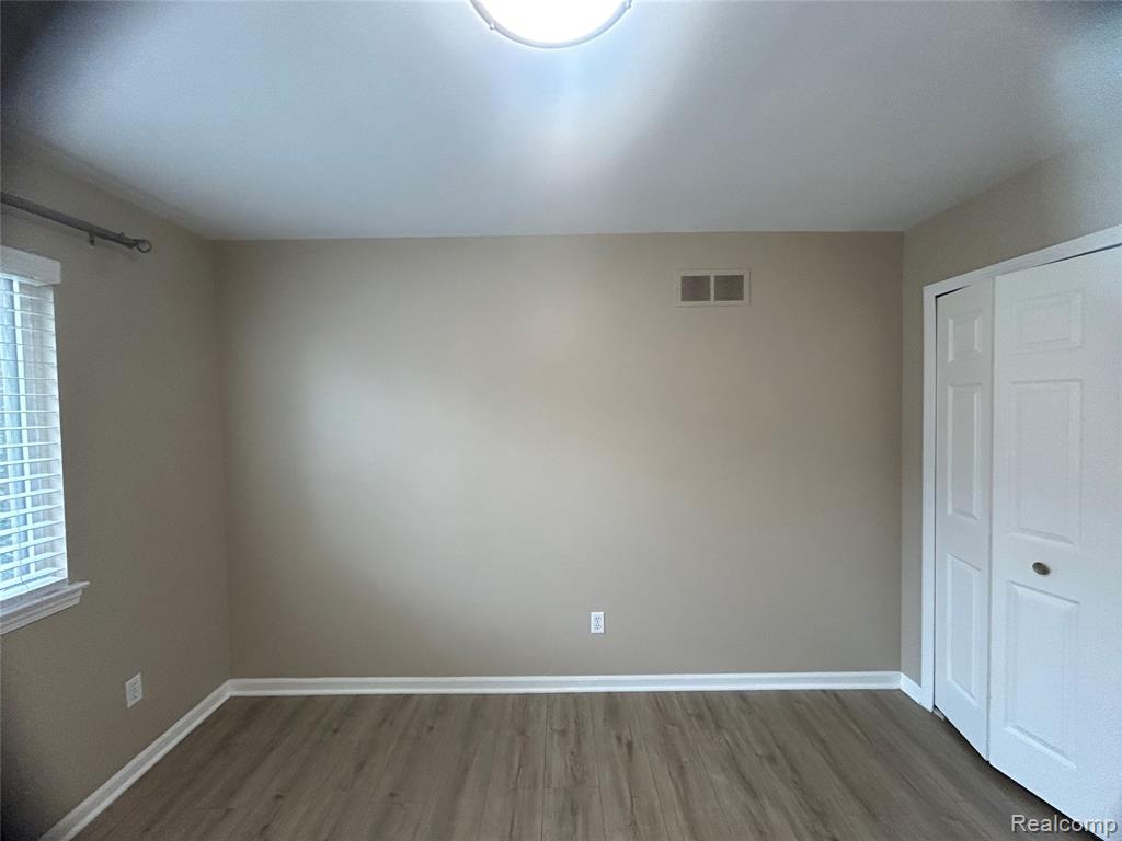 46129 Creekside Boulevard, Macomb, MI 48044 — Photo 5