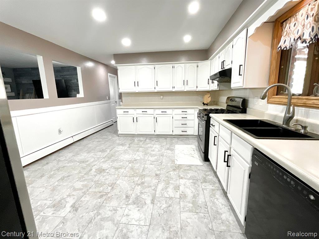 46444 WEAR Road, Belleville, MI 48111 — Photo 10