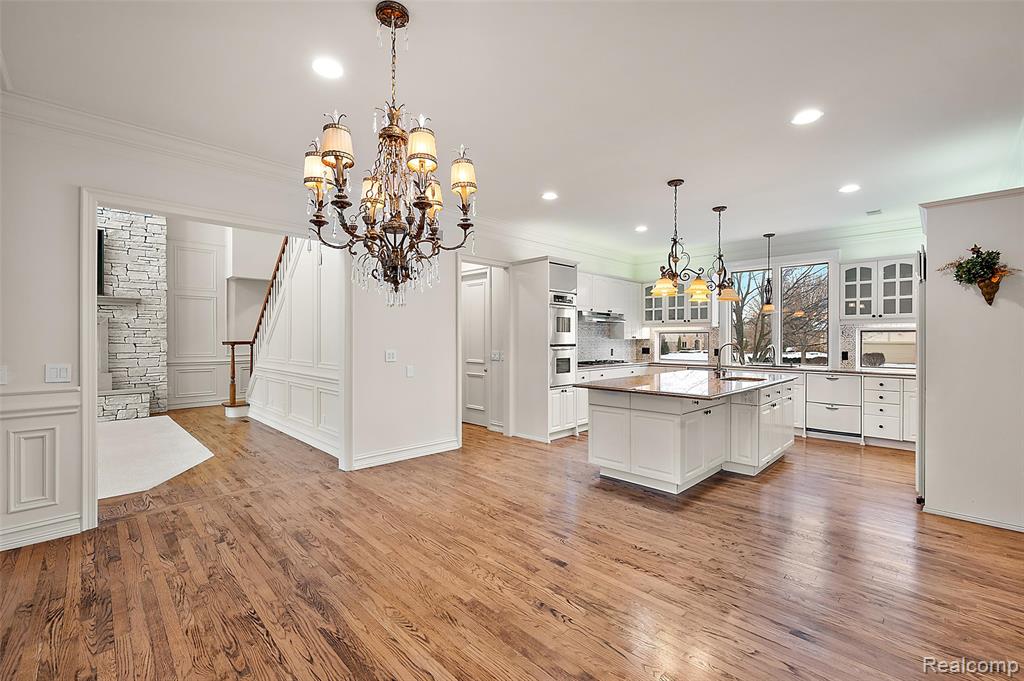 5744 Lochmoor Court, Rochester, MI 48306 — Photo 15