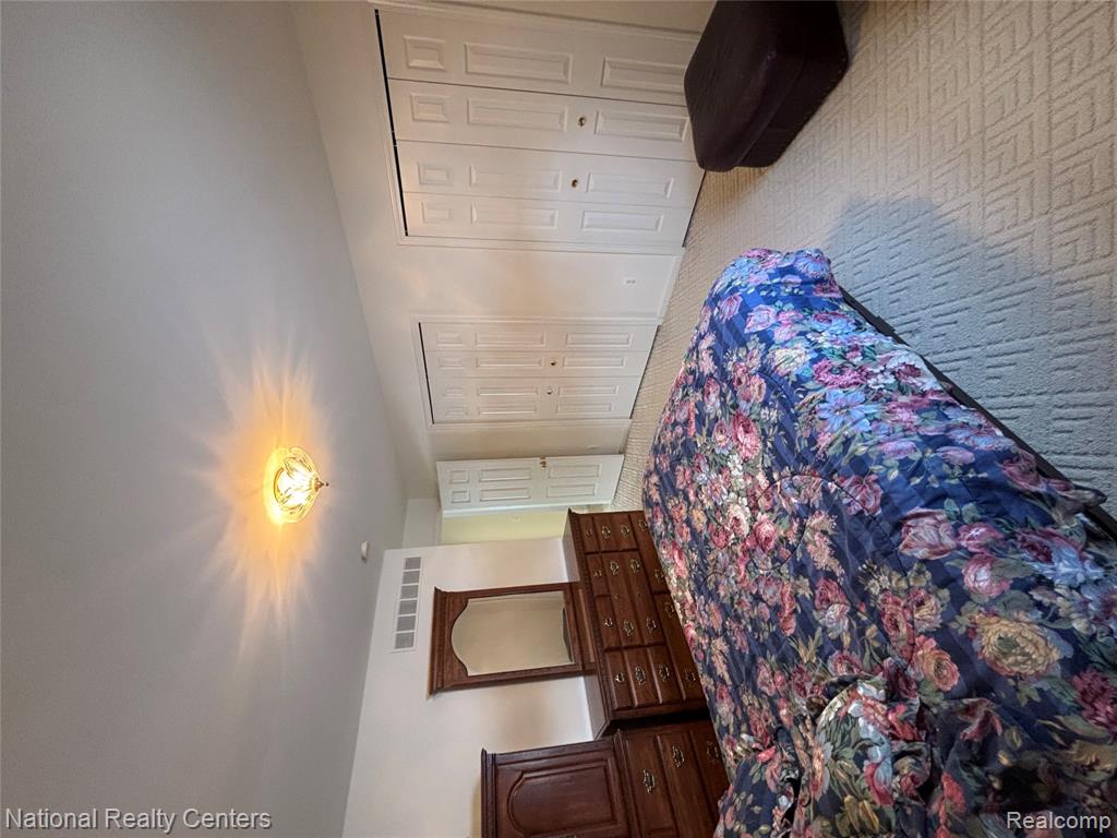 51 Mill Creek Avenue, Lapeer, MI 48446 — Photo 17