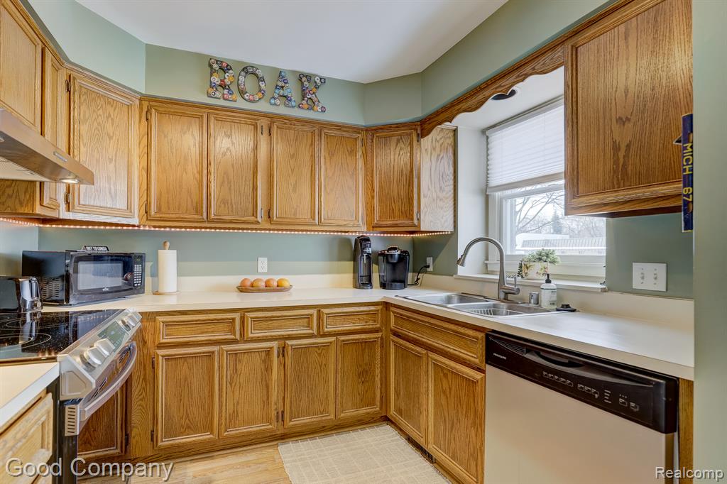 4408 Rochester Road, Royal Oak, MI 48073 — Photo 15