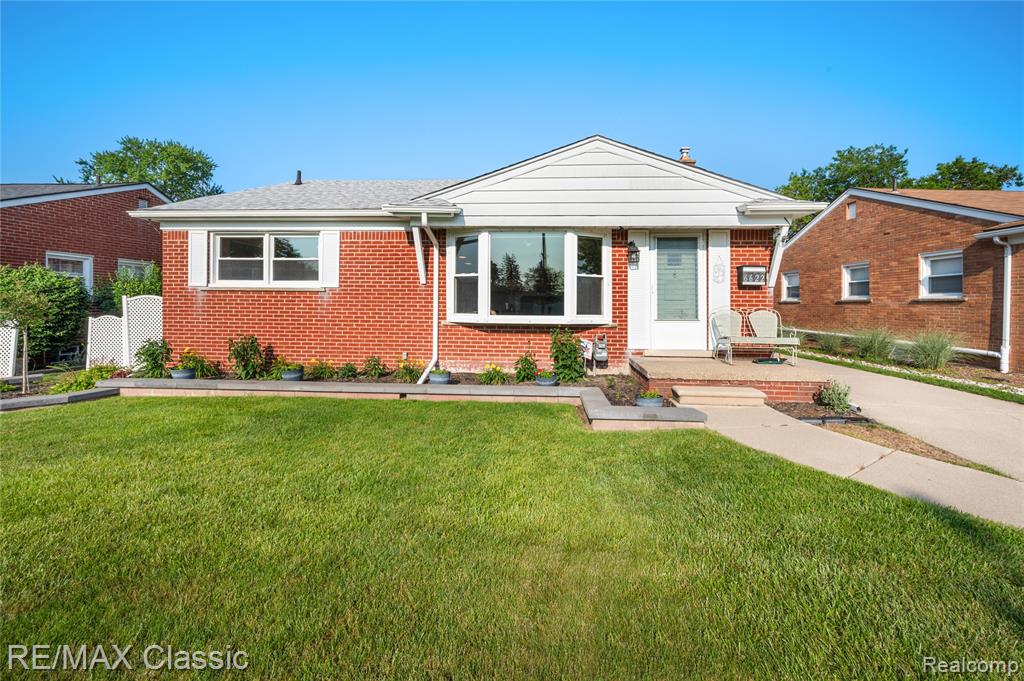 6622 Schaller Street, Garden City, MI — Photo 29