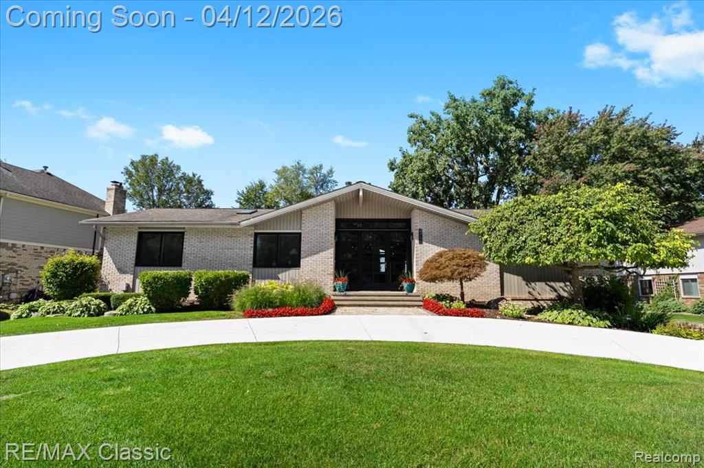 4751 Winewood Lane, Commerce Twp, MI 48382 — Photo 5