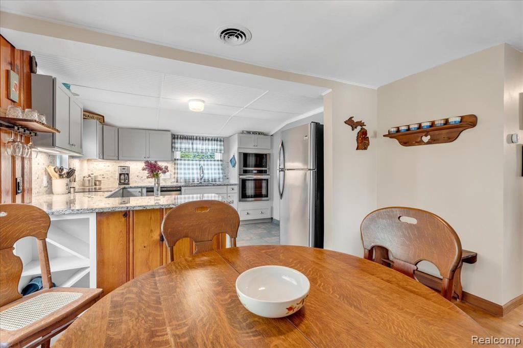 9055 CLINTON Street, Holly, MI 48442 — Photo 13