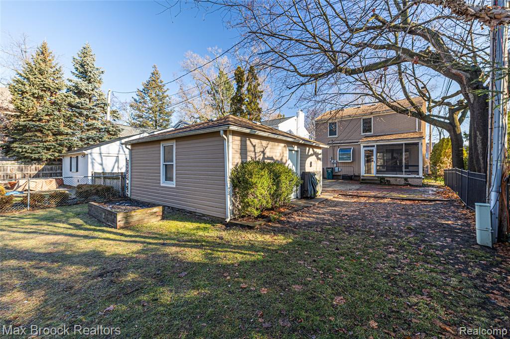 758 Chester Street, Birmingham, MI 48009 — Photo 22
