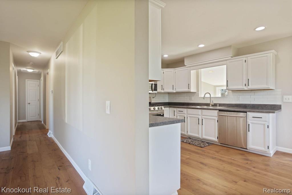 6960 GARFIELD Road, Freeland, MI 48623 — Photo 23