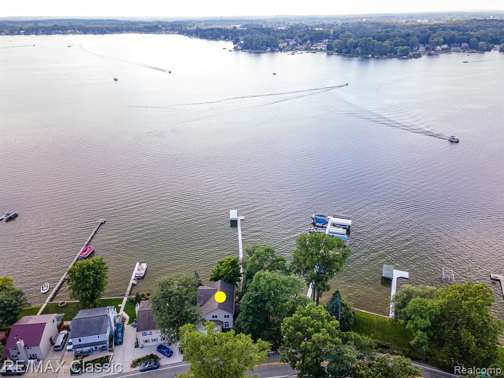 11540 E E Shore Drive, Whitmore Lake, MI 48189 — Photo 30