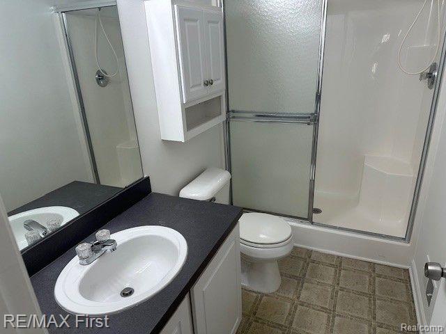 23636 MCCORT Drive, Flat Rock, MI 48134 — Photo 16