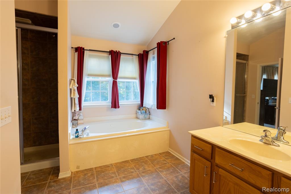 6263 Knob Bend Drive, Grand Blanc, MI 48439 — Photo 21