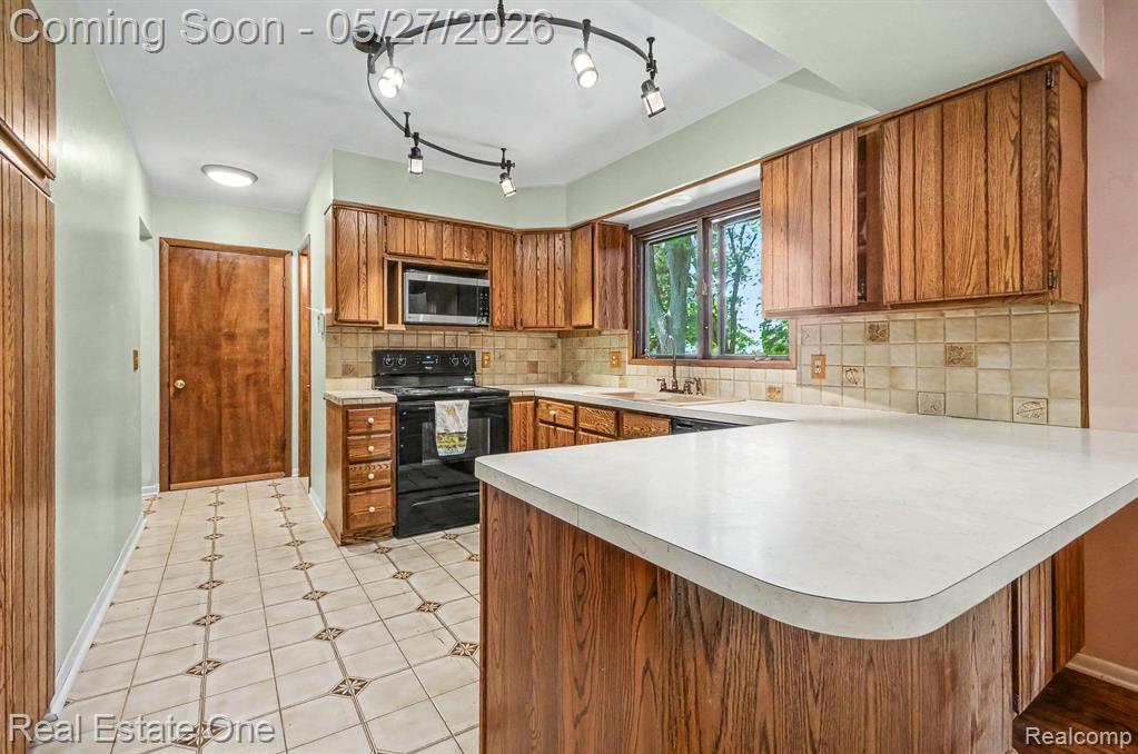 5494 Boyne Highland Trail, Clarkston, MI 48348 — Photo 10