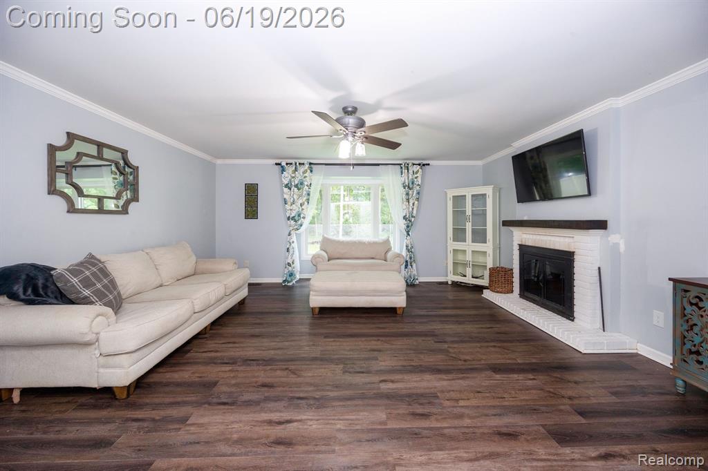 17680 Fox Glen Drive, Riverview, MI 48193 — Photo 19