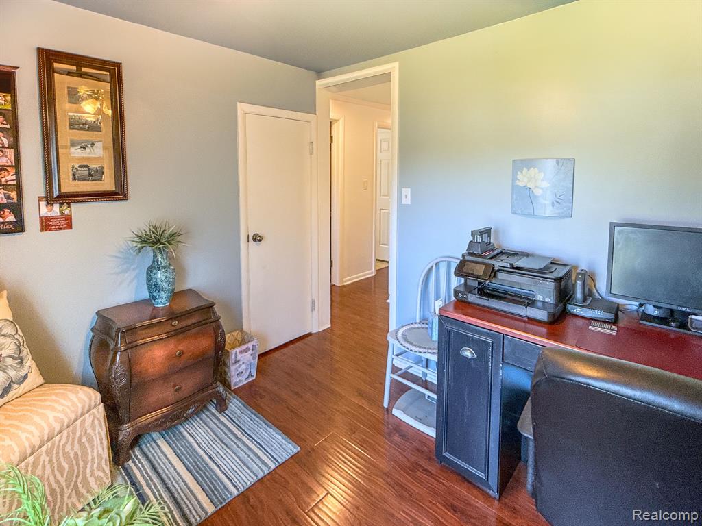 9032 W BRISTOL Road, Swartz Creek, MI 48473 — Photo 24