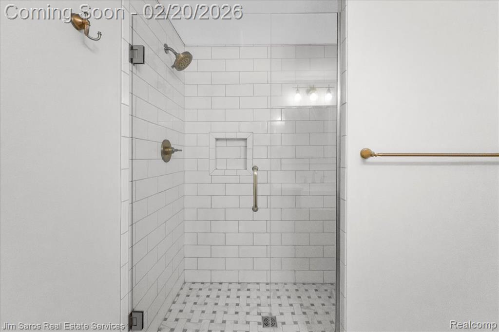 250 E Harbortown Drive, 607, Detroit, MI 48207 — Photo 13