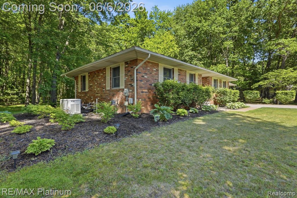 1539 Clark Lake Road, Brighton, MI 48114 — Photo 3