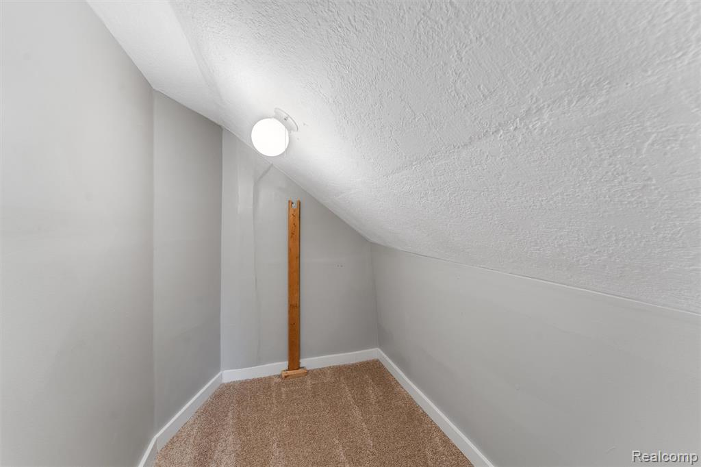 28855 Delton Street, Madison Heights, MI 48071 — Photo 19