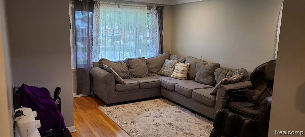 4467 McKinley Street, Dearborn Heights, MI 48125 — Photo 4