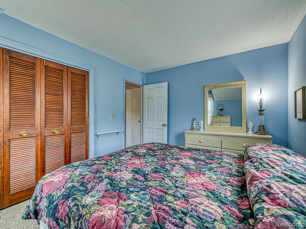 6655 Gove Court N, Tecumseh, MI 49286 — Photo 26
