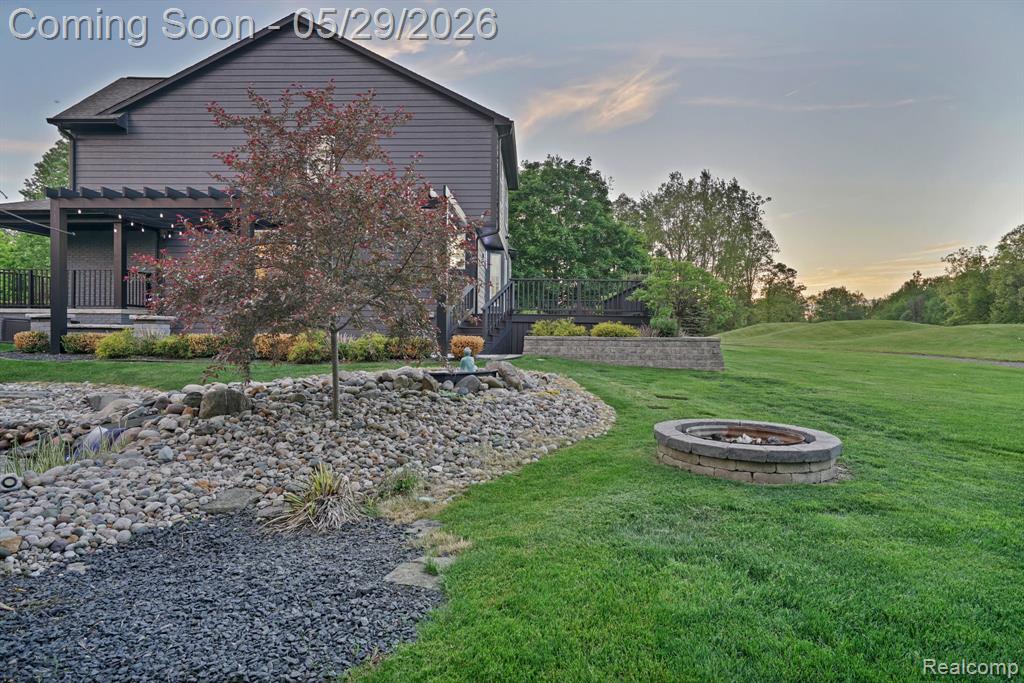 5729 Woodfield Parkway, Grand Blanc, MI 48439 — Photo 53