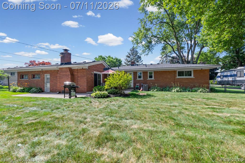 5615 Althea Street, Utica, MI 48316 — Photo 26