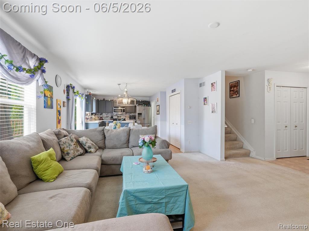 7794 Paint Creek Drive, Ypsilanti, MI 48197 — Photo 10