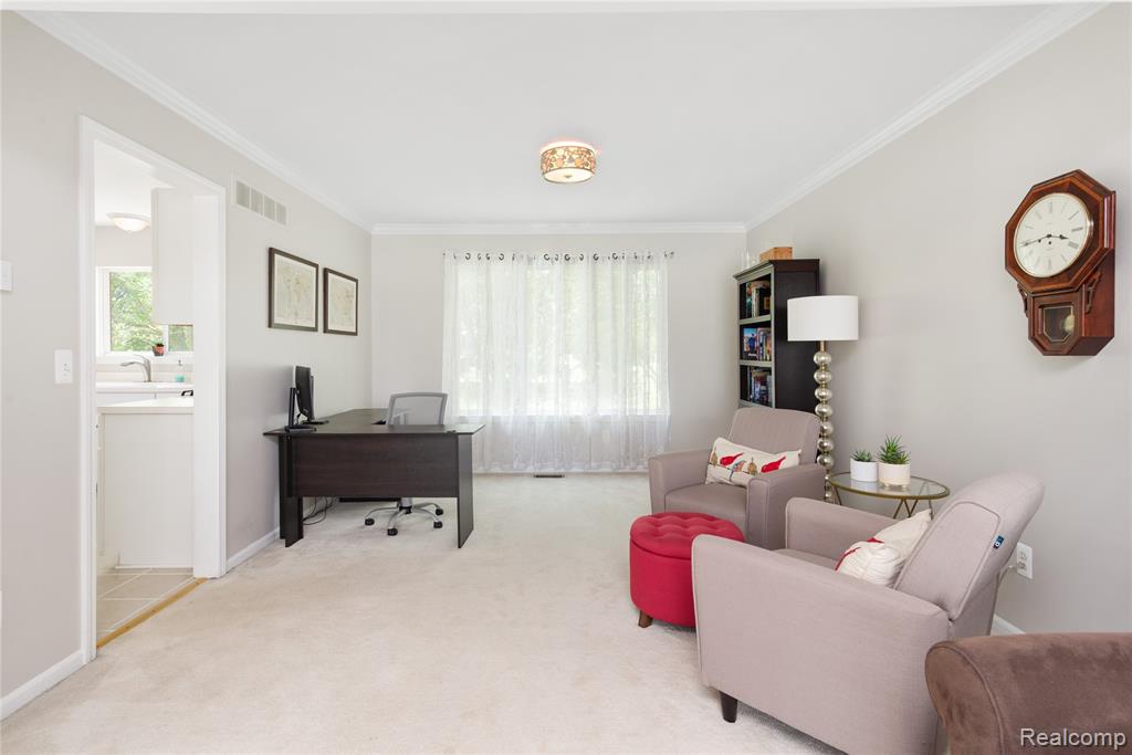53821 Blakely Court, New Baltimore, MI 48047 — Photo 11