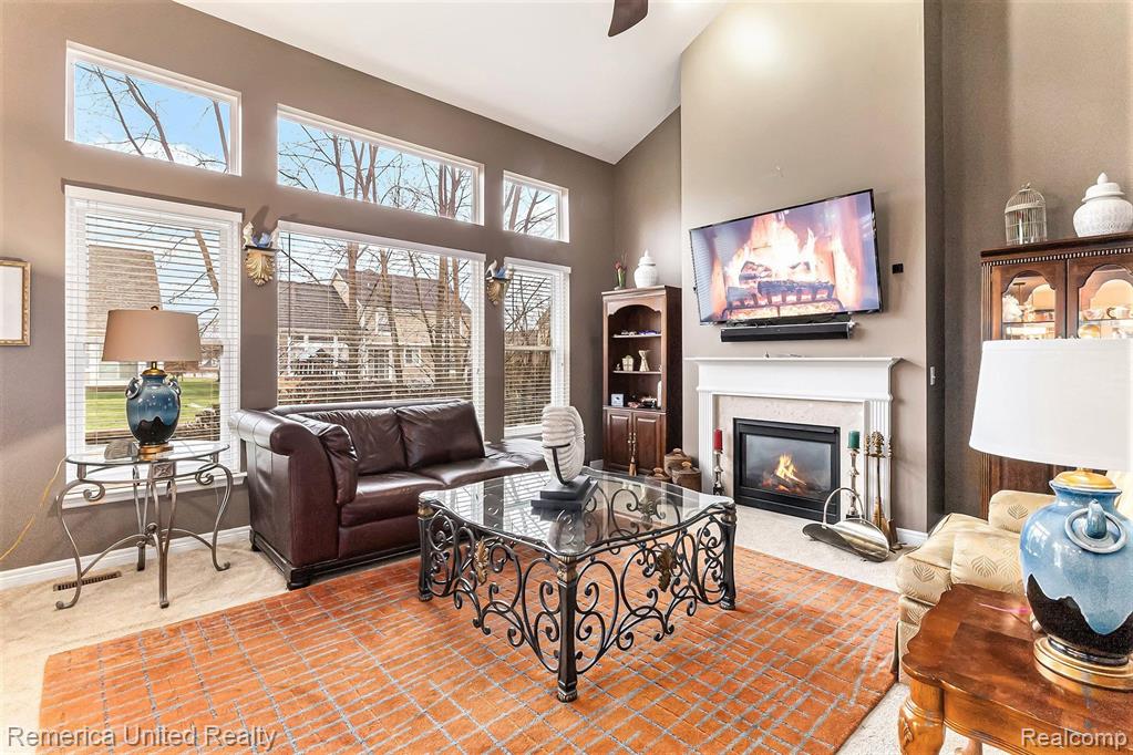1304 YOSEMITE VALLEY Drive, Milford, MI 48381 — Photo 17