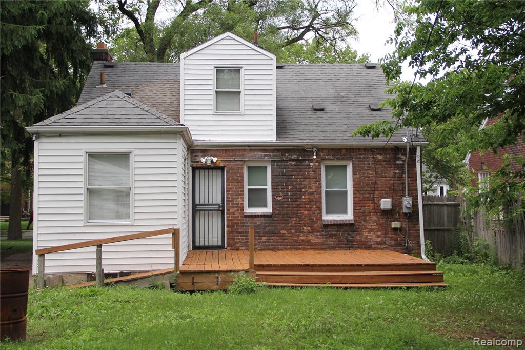 11470 E Lakepointe Street E, Detroit, MI 48224 — Photo 8