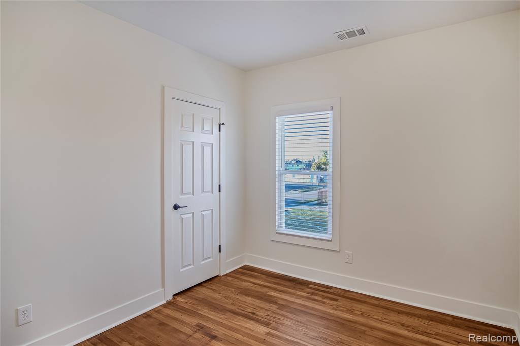 6212 Avery Street, Detroit, MI 48208 — Photo 11