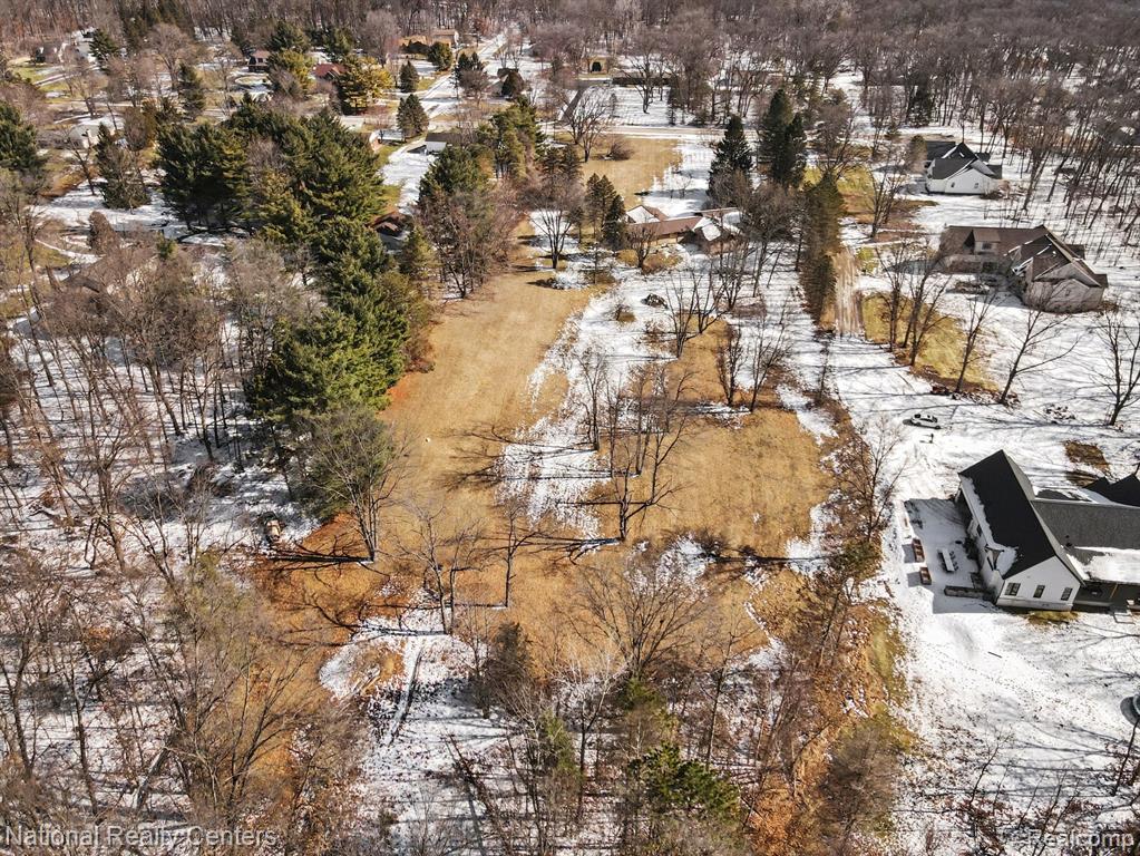 400 Liddy Drive, Brighton, MI 48114 — Photo 11