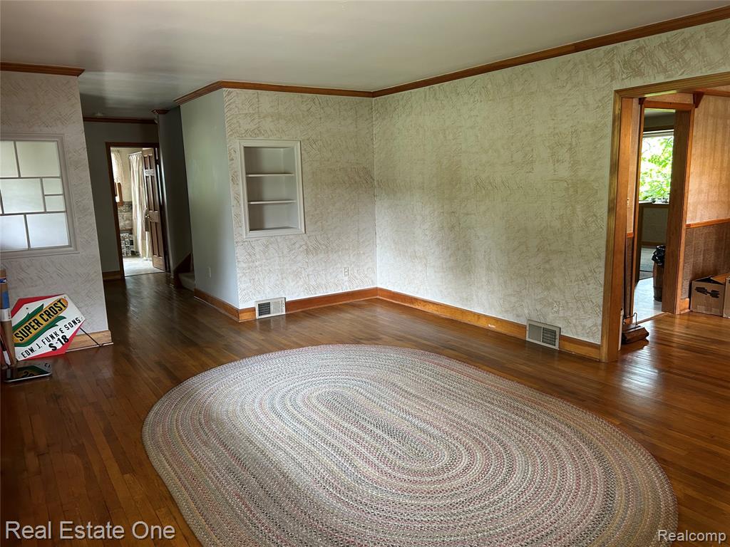 11030 Marshall Road, South Lyon, MI 48178 — Photo 16