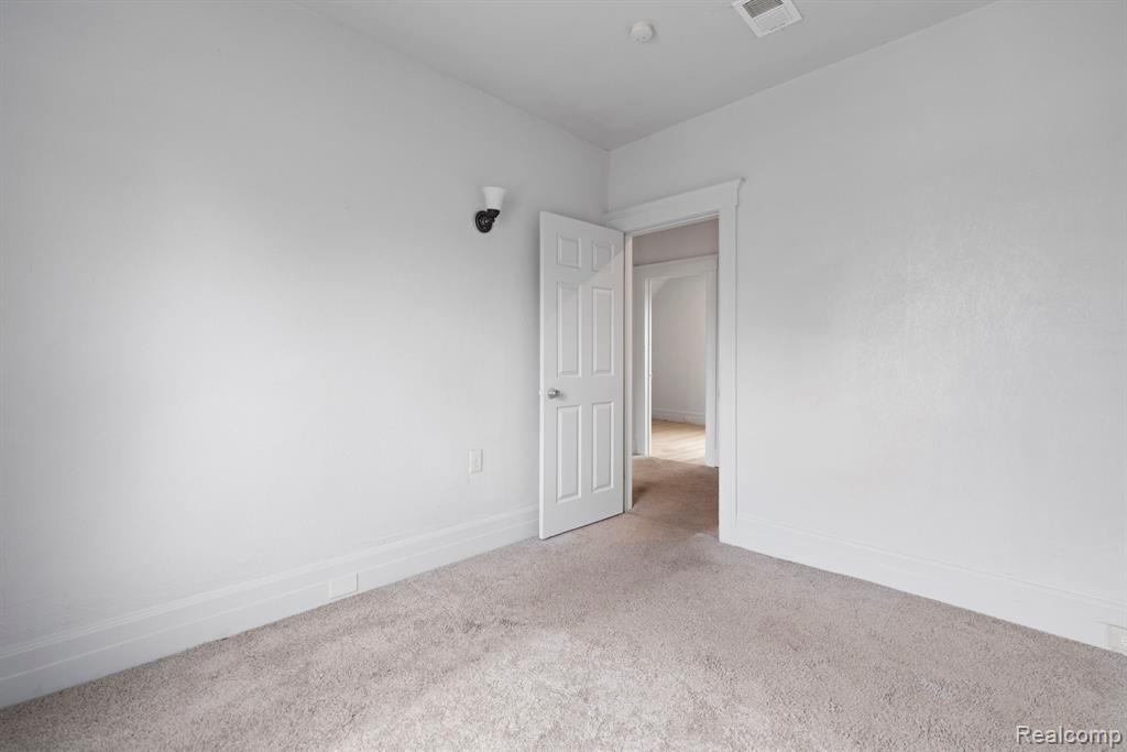 8072 Senator Street, Detroit, MI 48209 — Photo 13