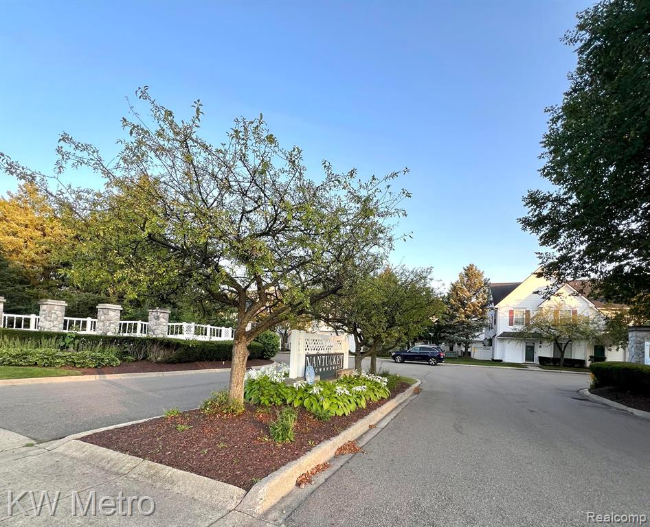 22277 ATLANTIC POINTE, Farmington Hills, MI 48336 — Photo 29
