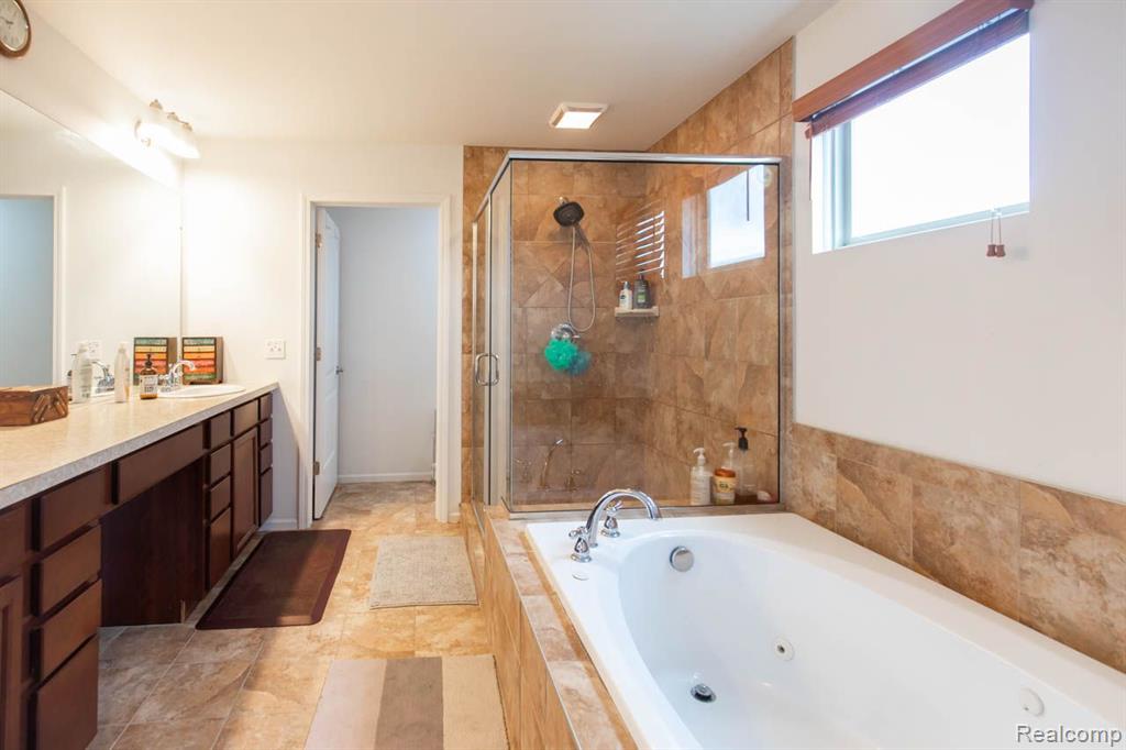 51040 UPLAND VIEW Street, Canton, MI 48188 — Photo 29
