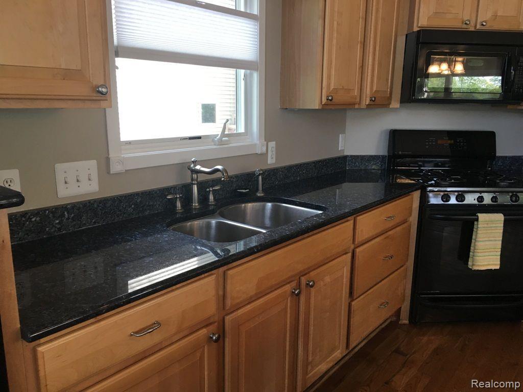 5601 MABLEY HILL Road, Fenton, MI 48430 — Photo 9
