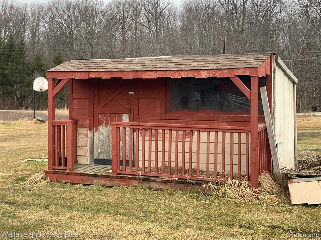 8407 SMITHS CREEK Road, Wales, MI — Photo 15