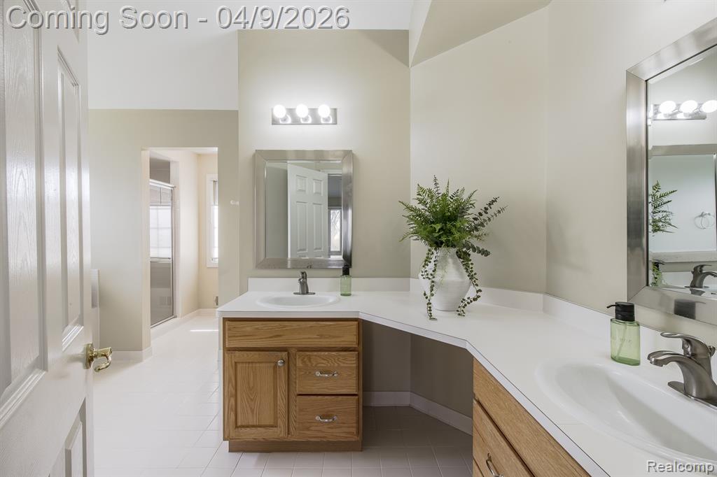 5622 Wembley Court, Clarkston, MI — Photo 29
