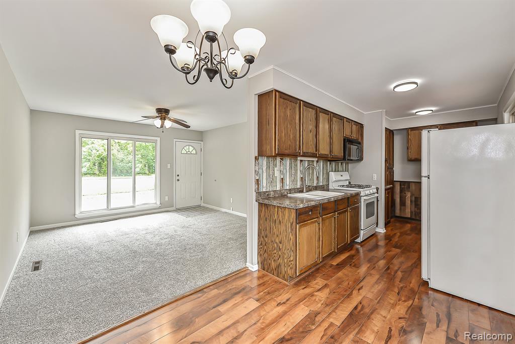 1539 GROVE Road, Ypsilanti, MI 48198 — Photo 12