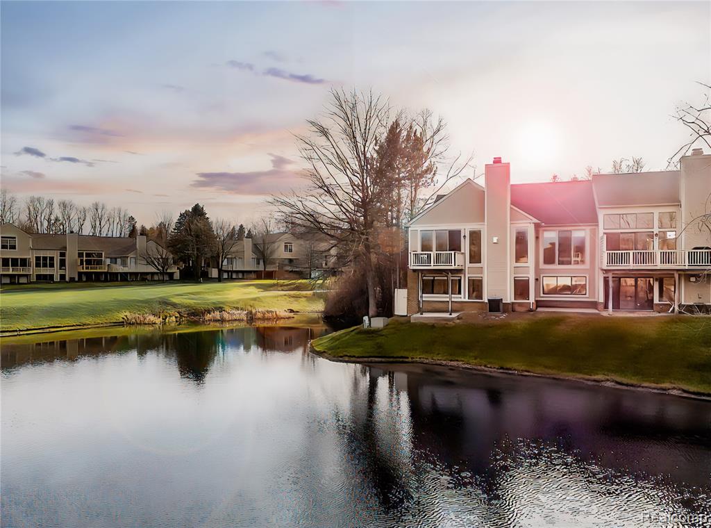 479 Newburne Pointe, Bloomfield Hills, MI 48304 — front exterior