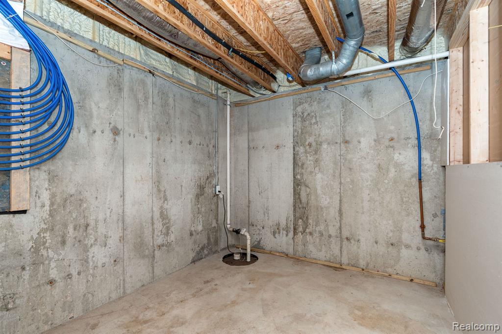 8415 Walnut Hill, Dexter, MI 48130 — Photo 46