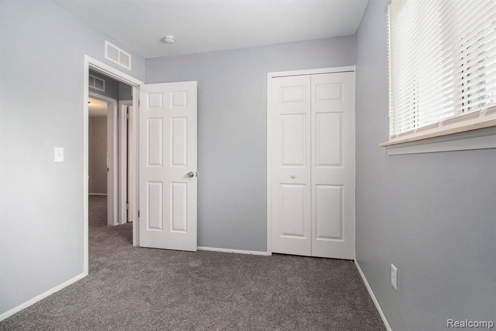 41810 PIERCE Street, Van Buren, MI 48111 — Photo 15