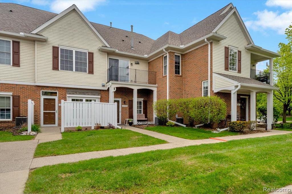 610 Belmonte Drive, Waterford, MI 48328 — Photo 3