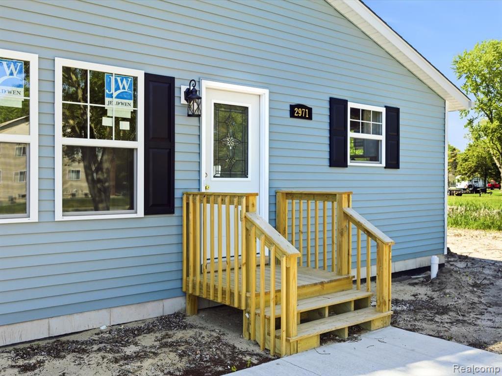 2971 Beach Road, Port Huron, MI 48060 — Photo 3