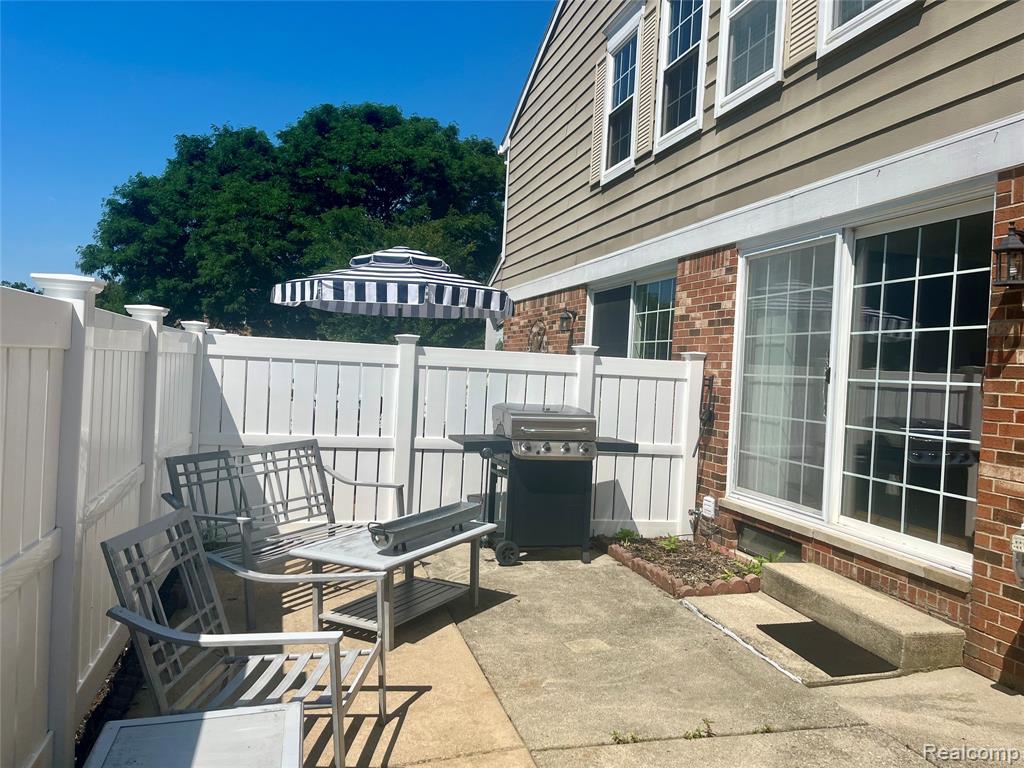 20864 E Glen Haven Circle, Northville, MI 48167 — Photo 36