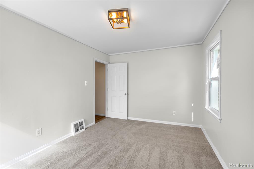 19003 Curtis Street, Detroit, MI 48219 — Photo 14