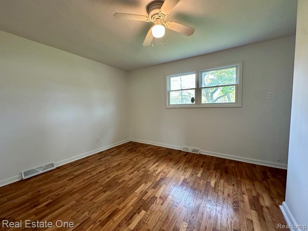 7025 Coldwater Road, Flushing, MI 48433 — Photo 20