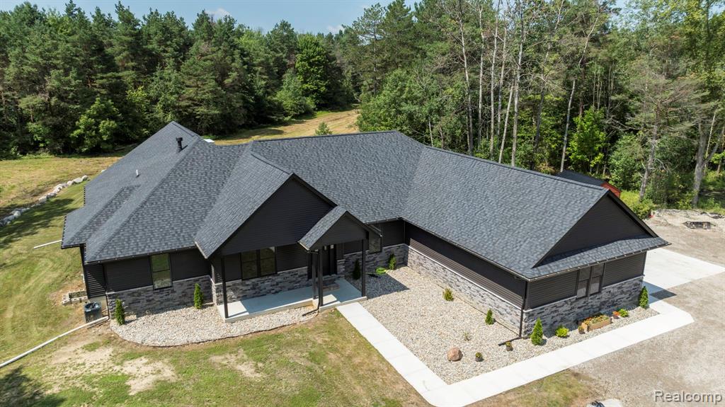 4697 Emmett Road, Emmett, MI 48022 — Photo 8