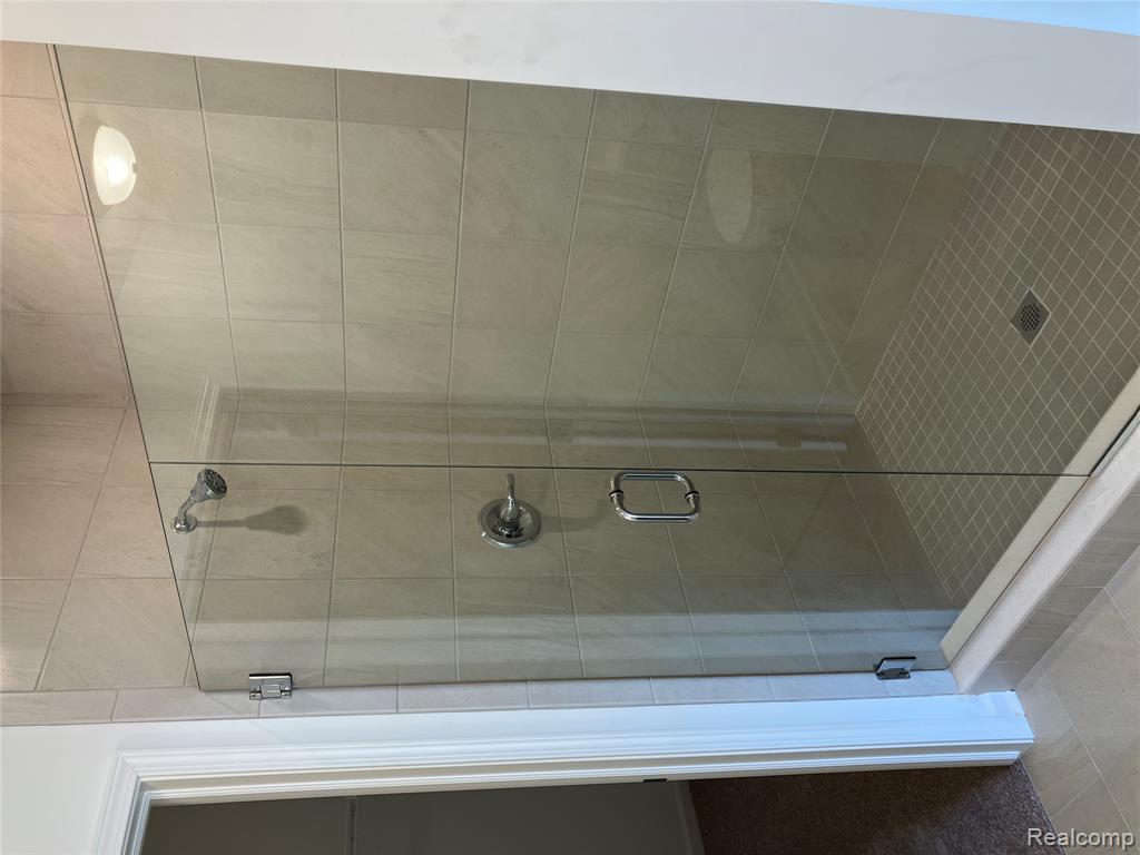 61627 Empire Road, South Lyon, MI, 48178